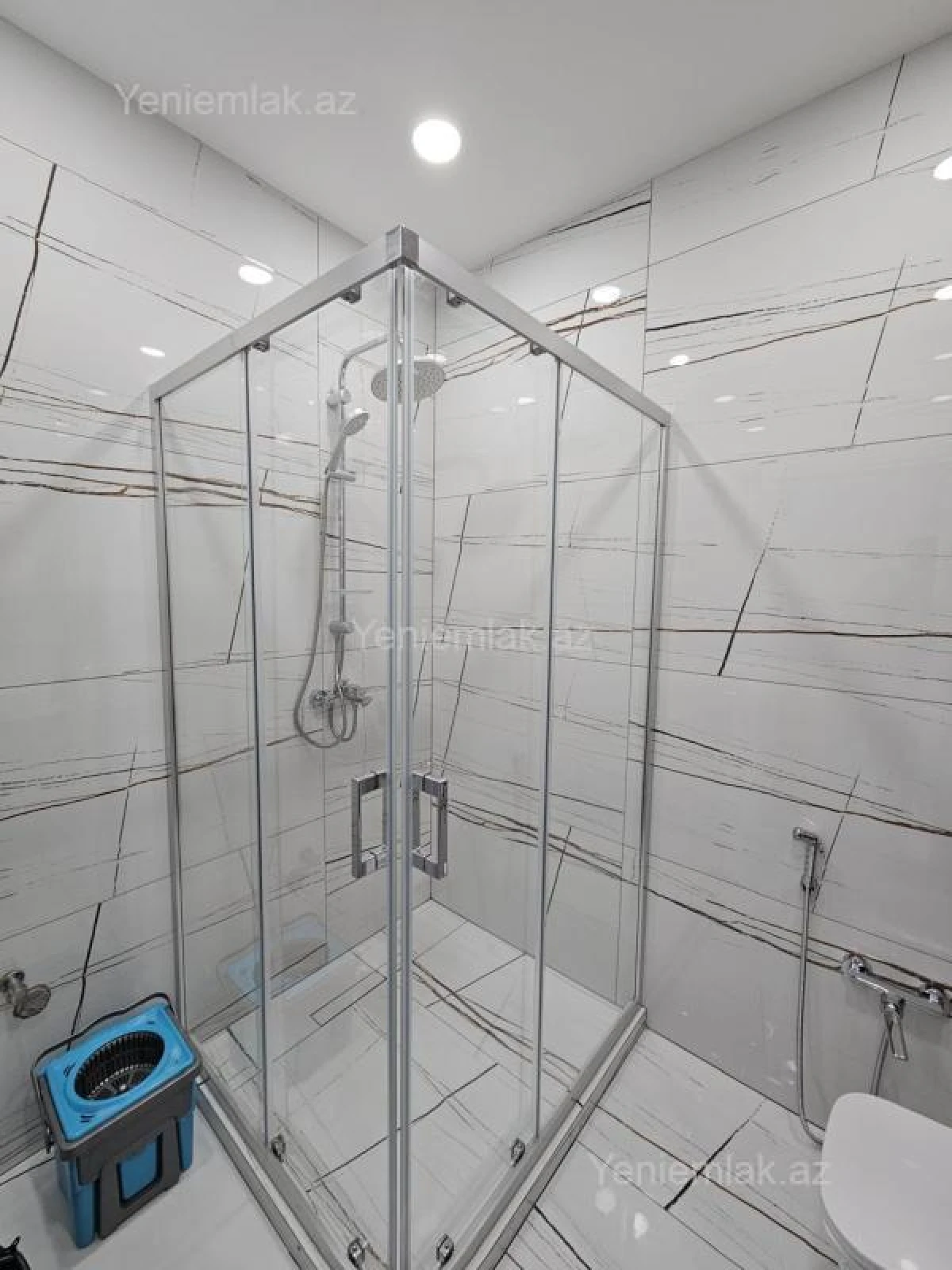 Satılır 2 otaqlı yeni tikili 60 m²