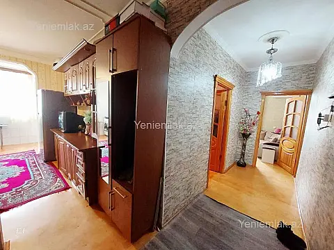 Satılır 2 otaqlı köhnə tikili 55 m²