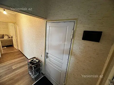 Satılır 2 otaqlı köhnə tikili 60 m²