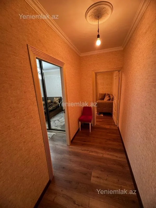 Satılır 2 otaqlı köhnə tikili 60 m²