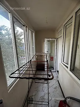 Satılır 2 otaqlı köhnə tikili 60 m²