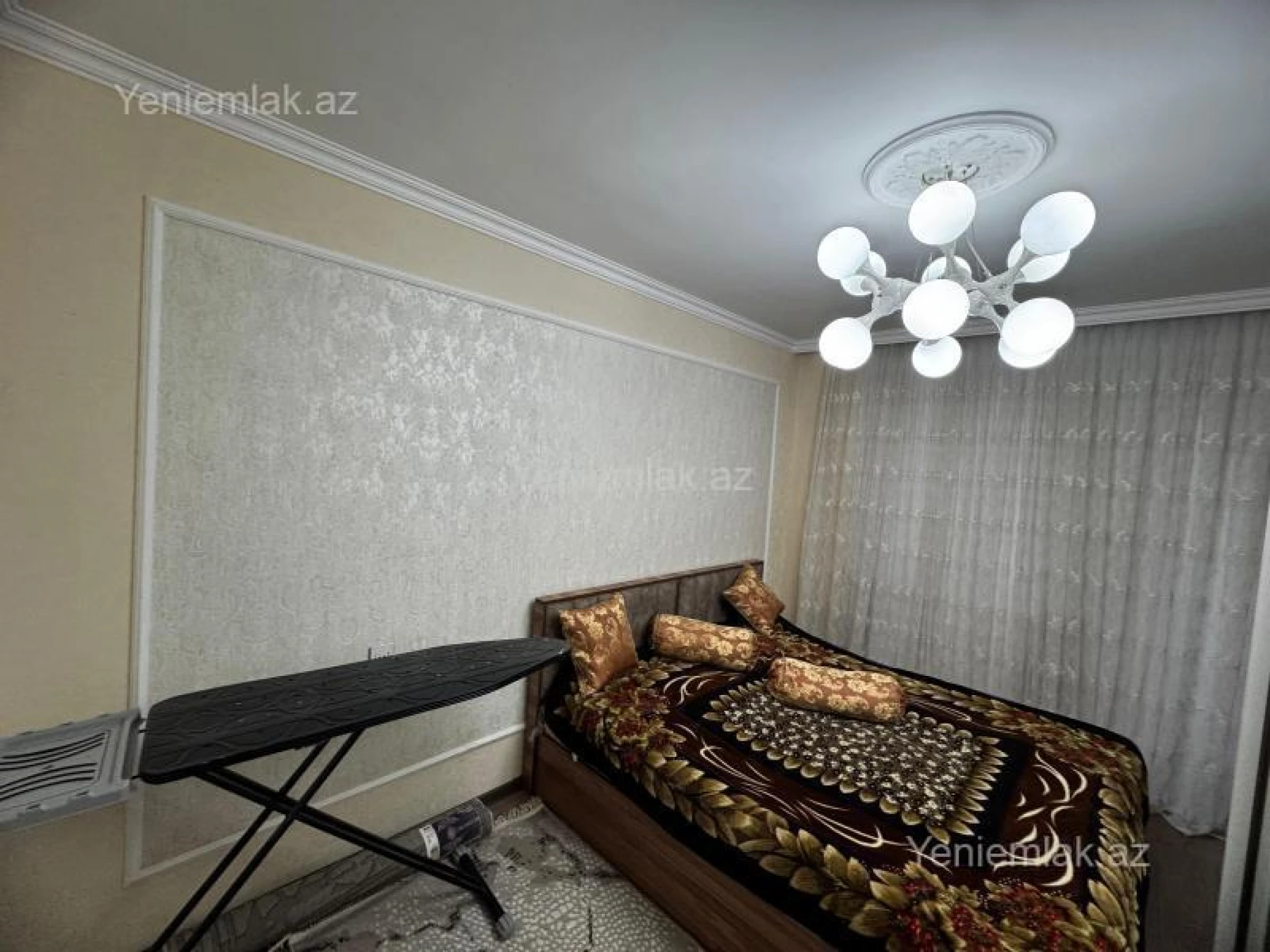 Satılır 2 otaqlı köhnə tikili 60 m²