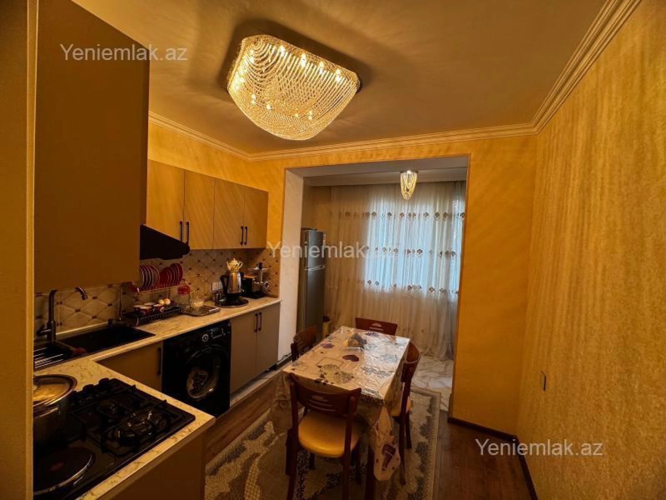 Satılır 2 otaqlı köhnə tikili 60 m²