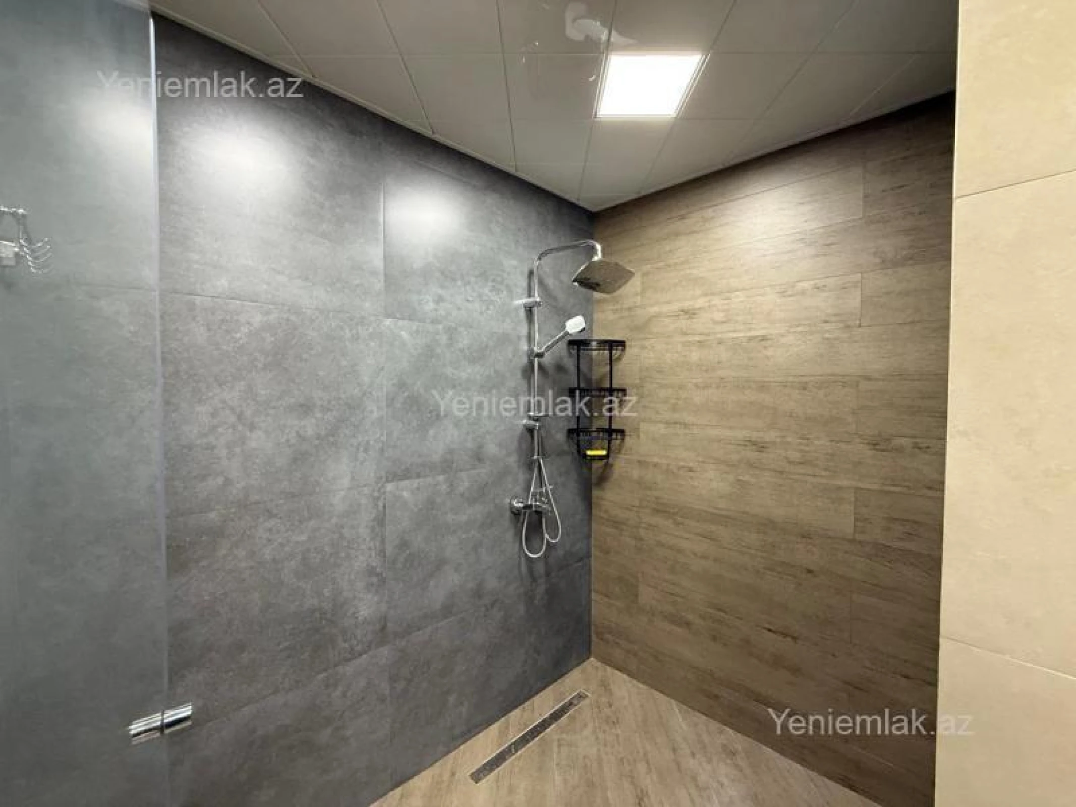 Satılır 3 otaqlı yeni tikili 105 m²