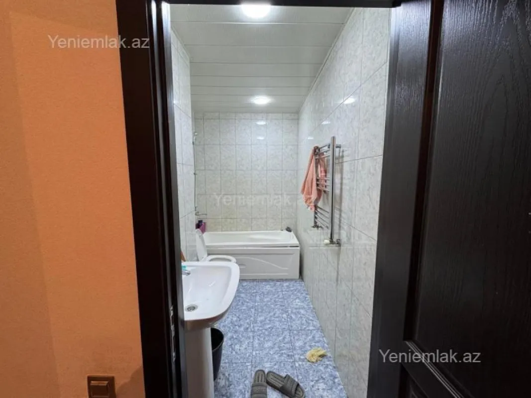 Satılır 2 otaqlı yeni tikili 62 m²