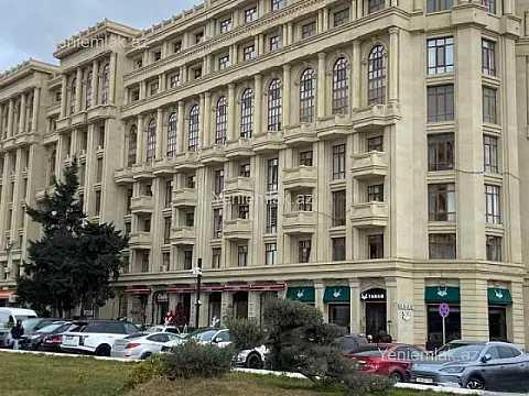 Satılır 2 otaqlı yeni tikili 85 m²