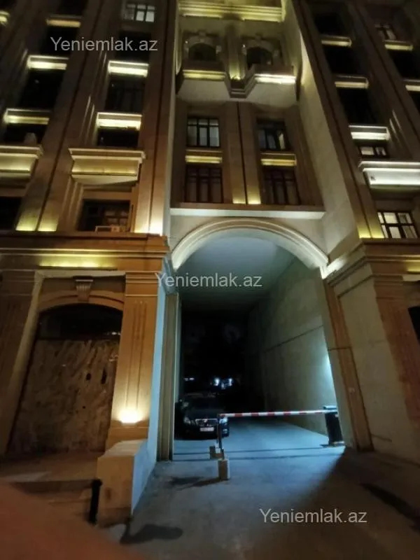 Satılır 2 otaqlı yeni tikili 85 m²