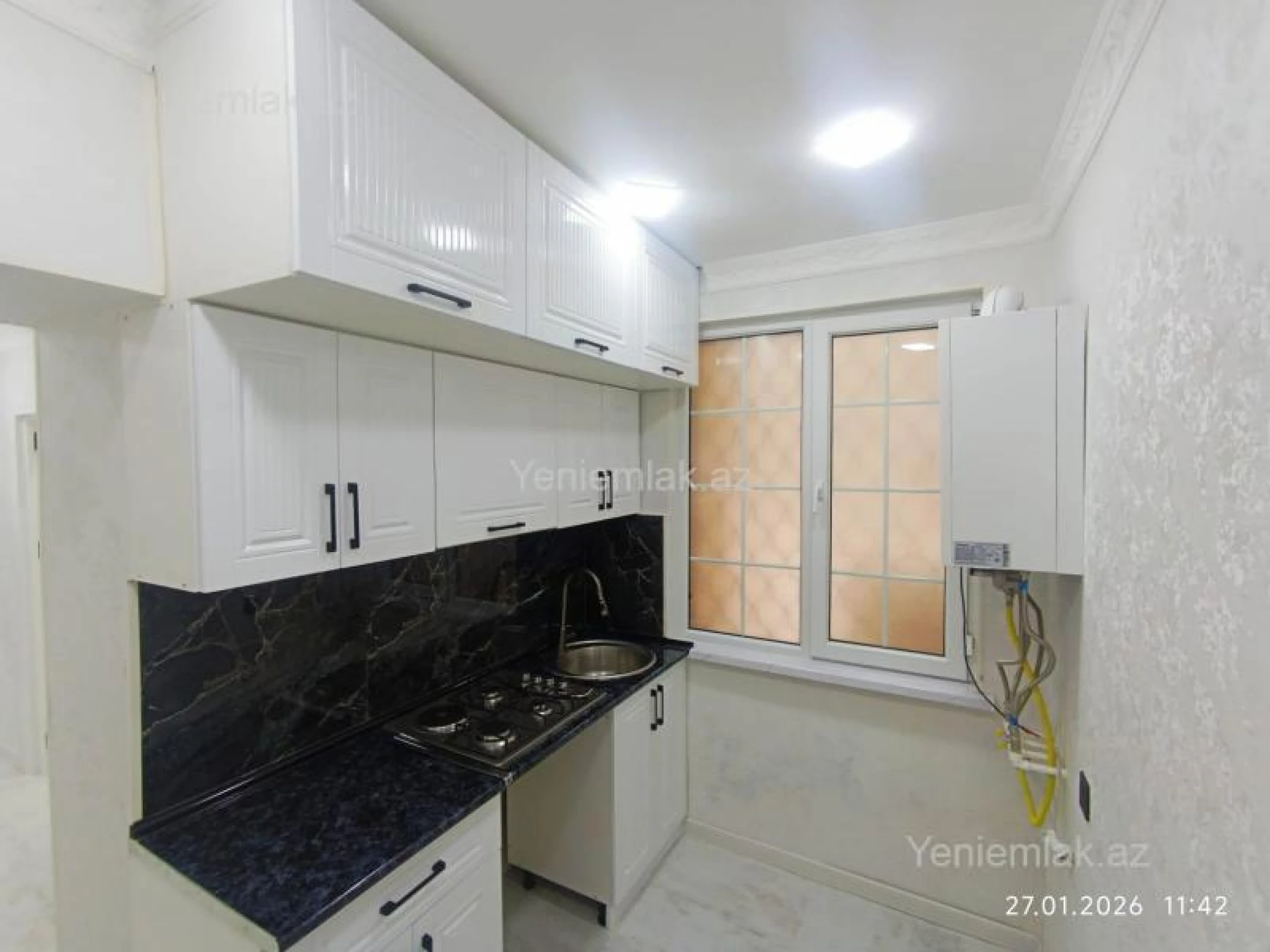 Satılır 3 otaqlı köhnə tikili 70 m²