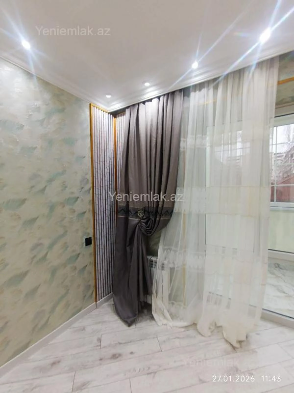 Satılır 3 otaqlı köhnə tikili 70 m²