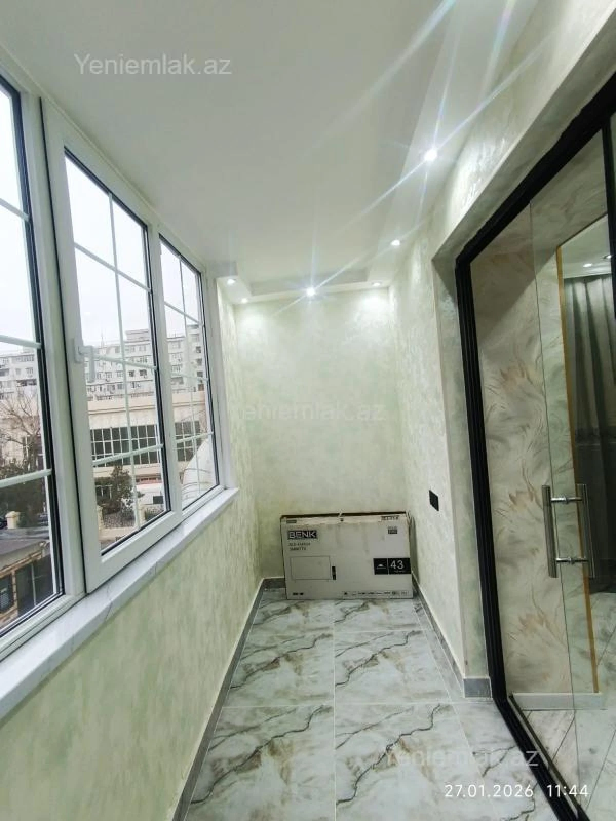 Satılır 3 otaqlı köhnə tikili 70 m²