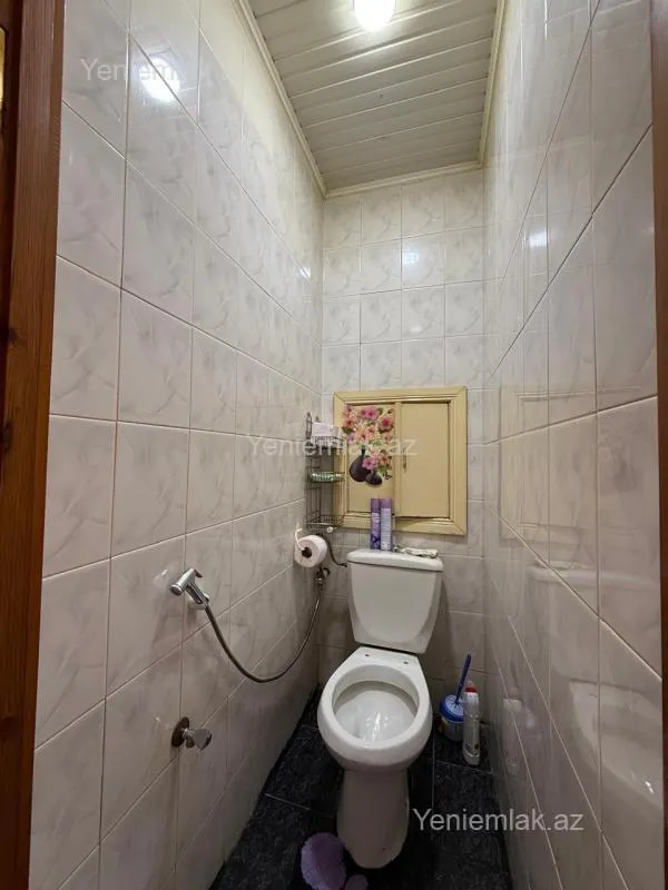 Satılır 2 otaqlı köhnə tikili 65 m²