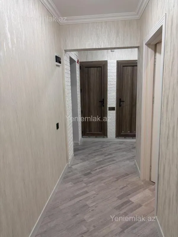 Satılır 2 otaqlı köhnə tikili 60 m²