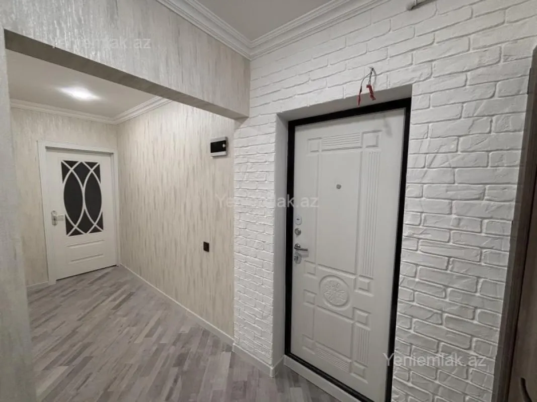 Satılır 2 otaqlı köhnə tikili 60 m²