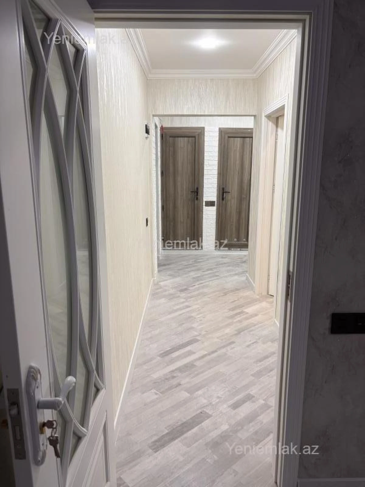 Satılır 2 otaqlı köhnə tikili 60 m²