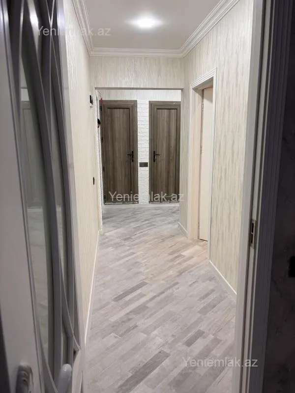 Satılır 2 otaqlı köhnə tikili 60 m²