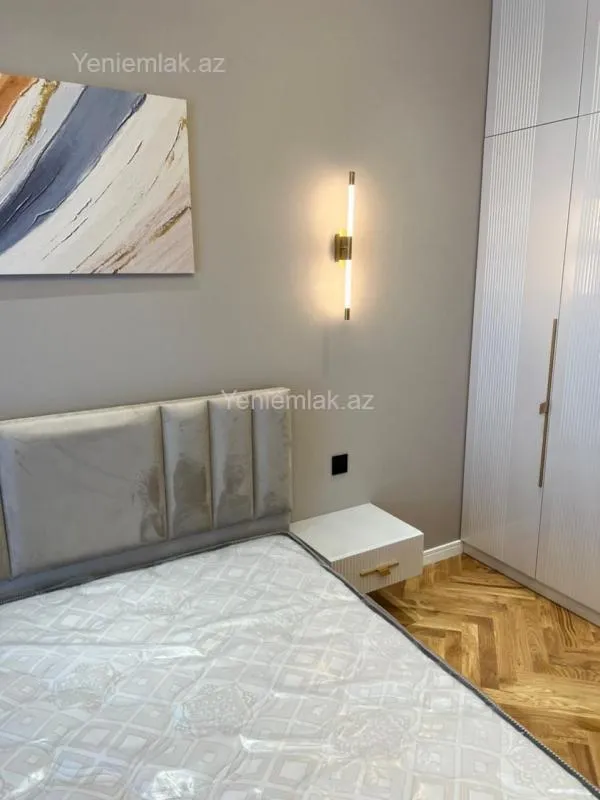 Satılır 2 otaqlı yeni tikili 105 m²