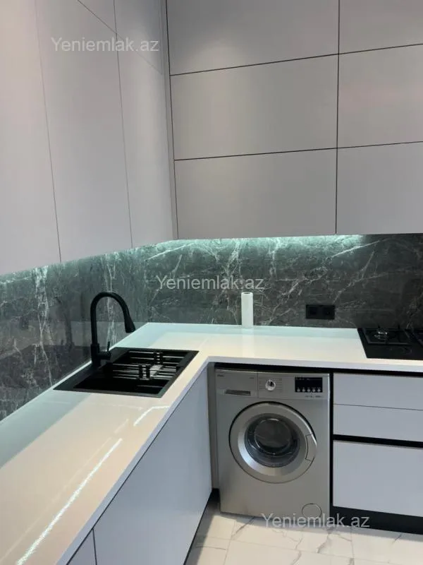 Satılır 2 otaqlı yeni tikili 105 m²