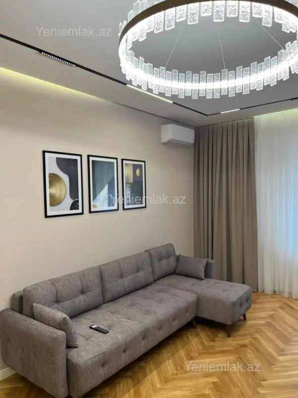 Satılır 2 otaqlı yeni tikili 105 m²
