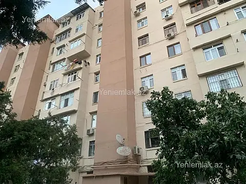 Satılır 4 otaqlı köhnə tikili 100 m² — Bakı, Xətai 4 otaq 100.00 m²