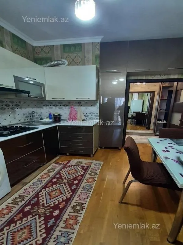 Satılır 2 otaqlı yeni tikili 72 m²