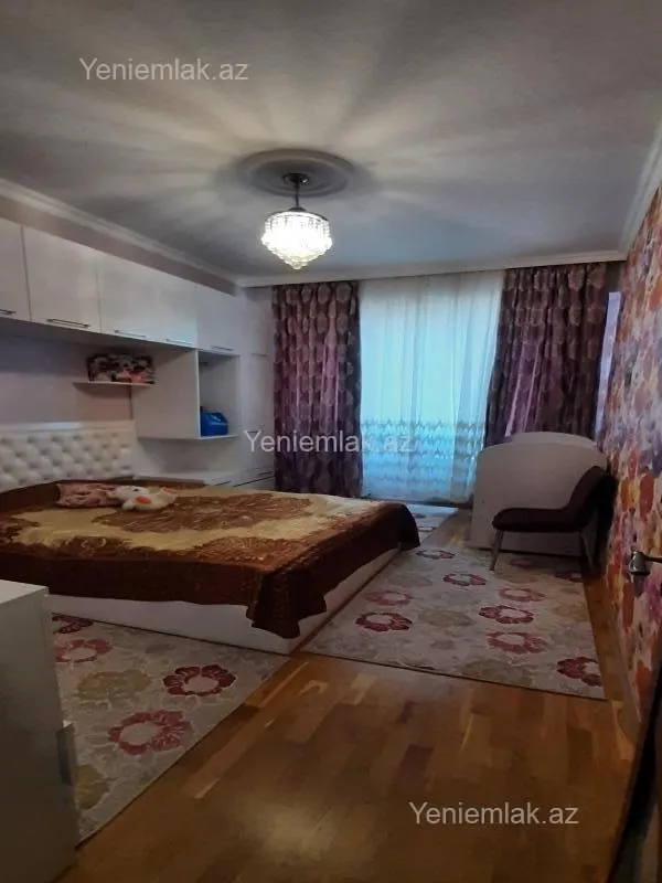 Satılır 2 otaqlı yeni tikili 72 m²