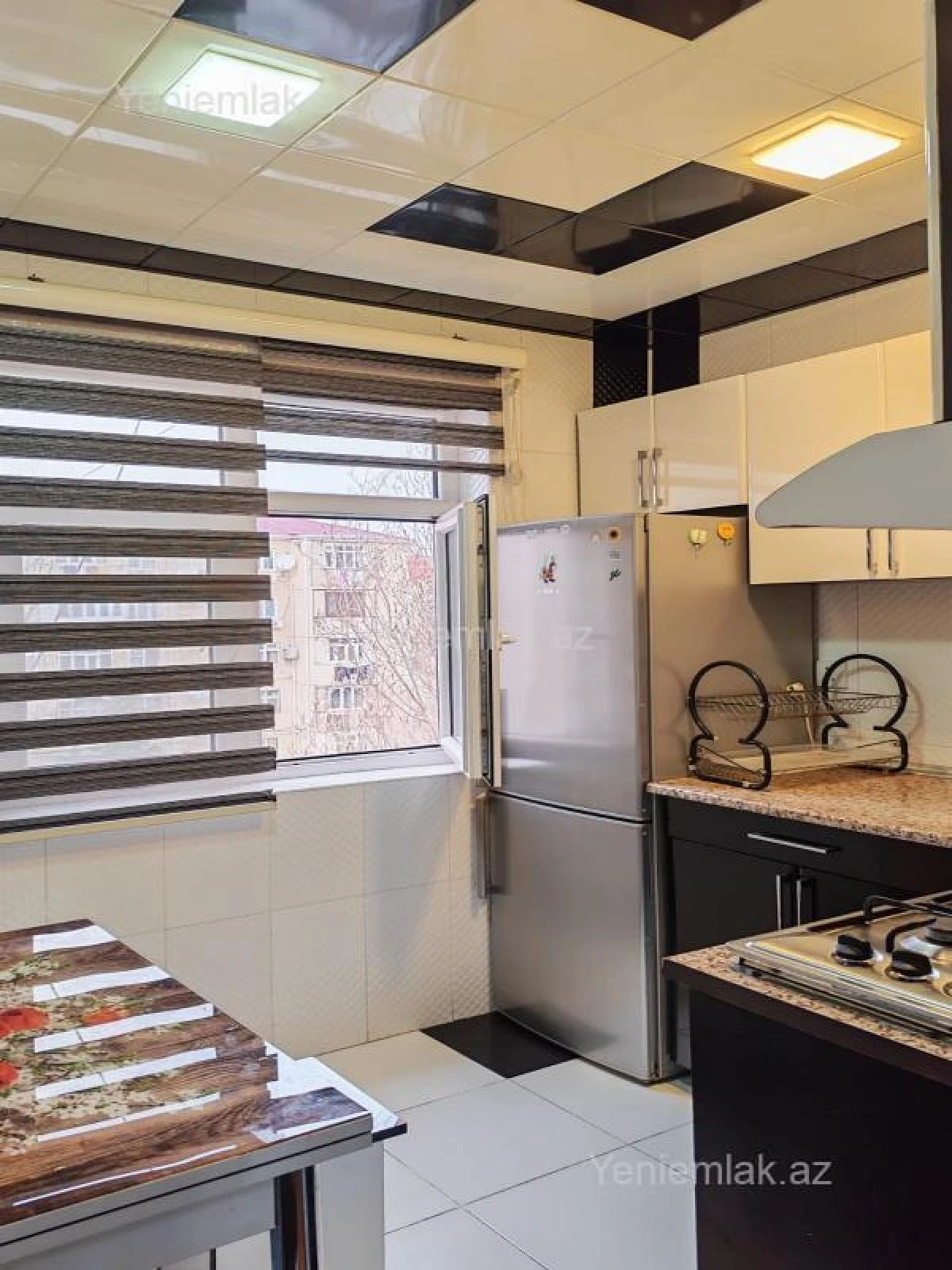 Satılır 3 otaqlı köhnə tikili 65 m²