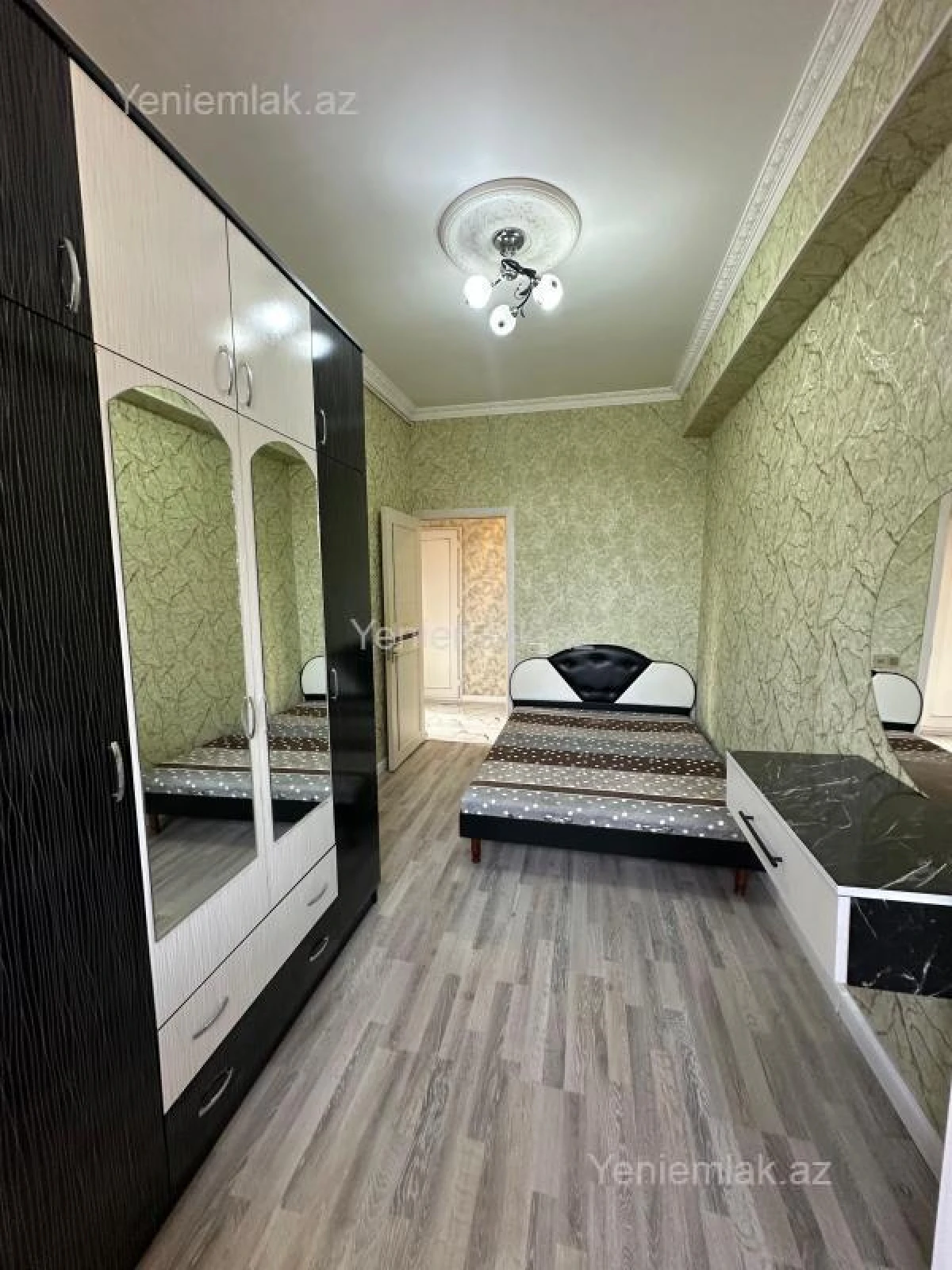 Satılır 2 otaqlı yeni tikili 65 m²