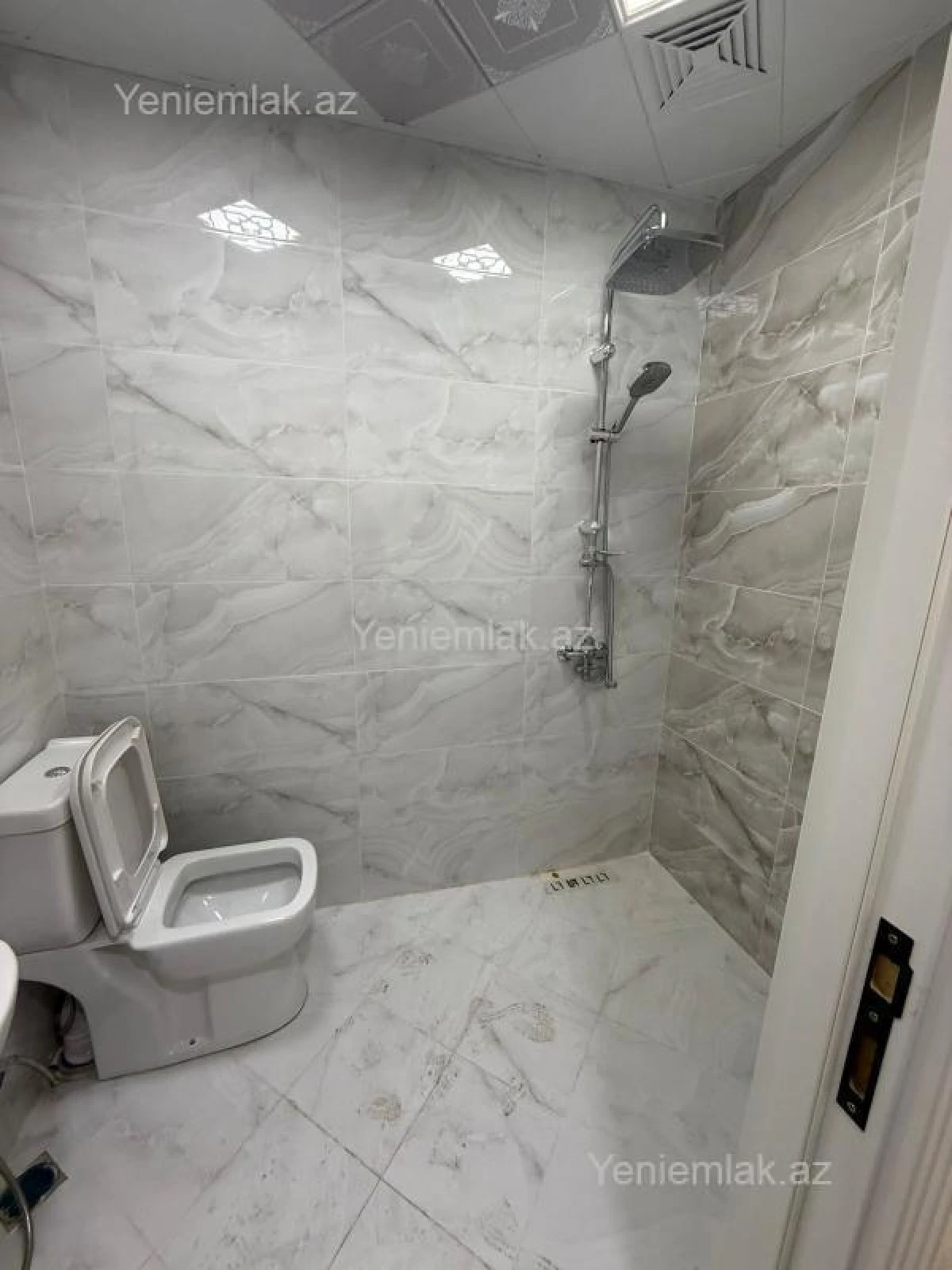 Satılır 2 otaqlı yeni tikili 65.4 m²