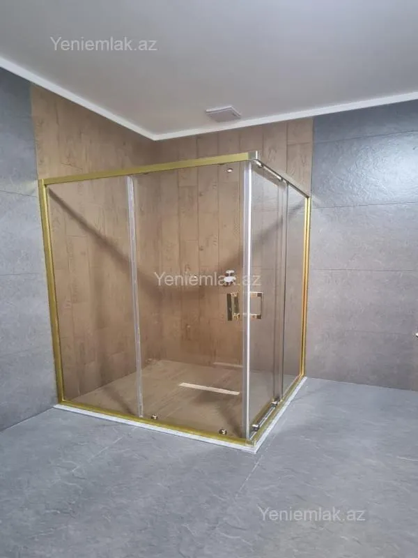 Satılır 7 otaqlı həyət evi 450 m²