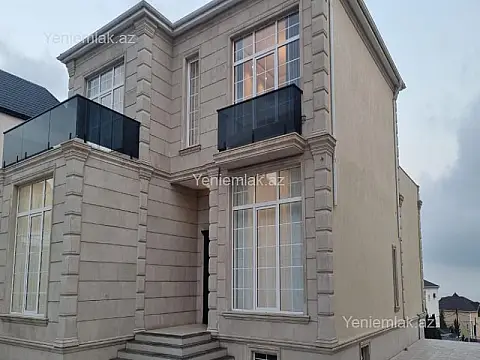 Satılır 7 otaqlı həyət evi 450 m²