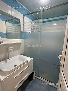 Satılır 3 otaqlı köhnə tikili 90 m²