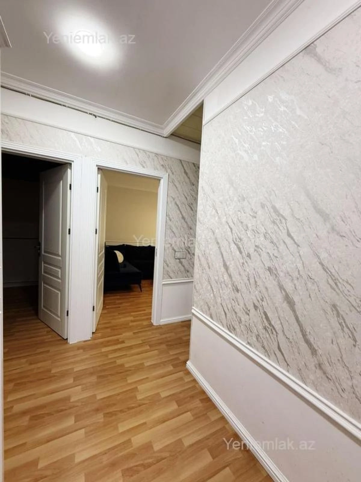 Satılır 3 otaqlı köhnə tikili 90 m²