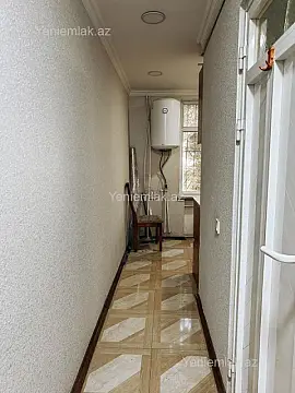 Satılır 2 otaqlı köhnə tikili 50 m²