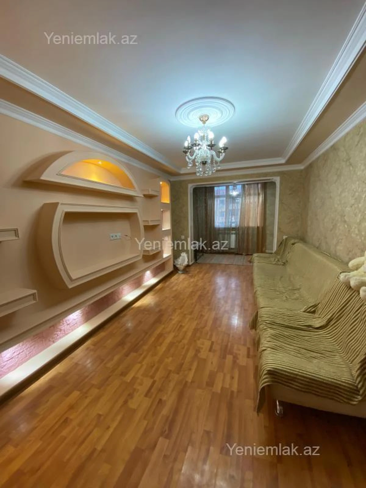 Satılır 3 otaqlı köhnə tikili 72 m²