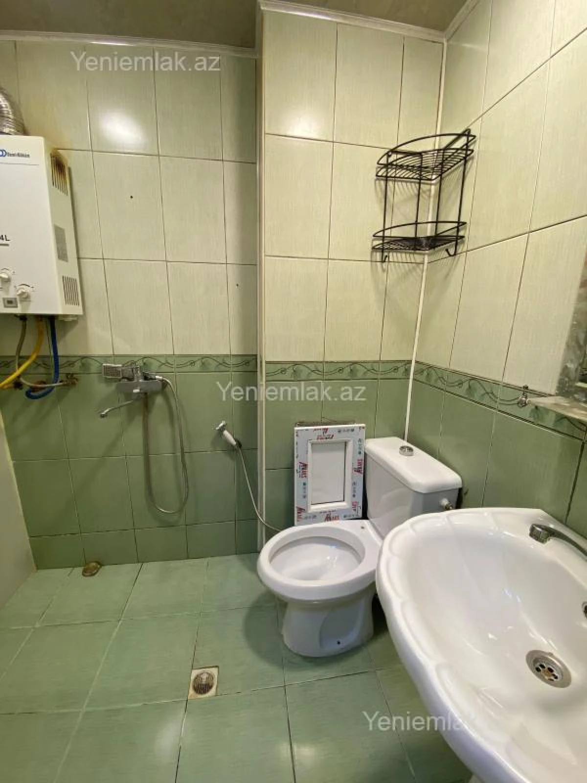 Satılır 3 otaqlı köhnə tikili 72 m²