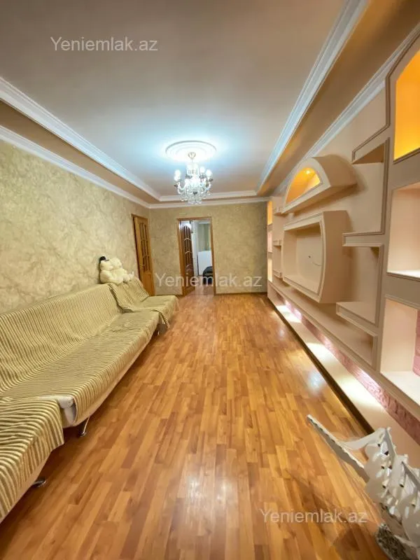 Satılır 3 otaqlı köhnə tikili 72 m²