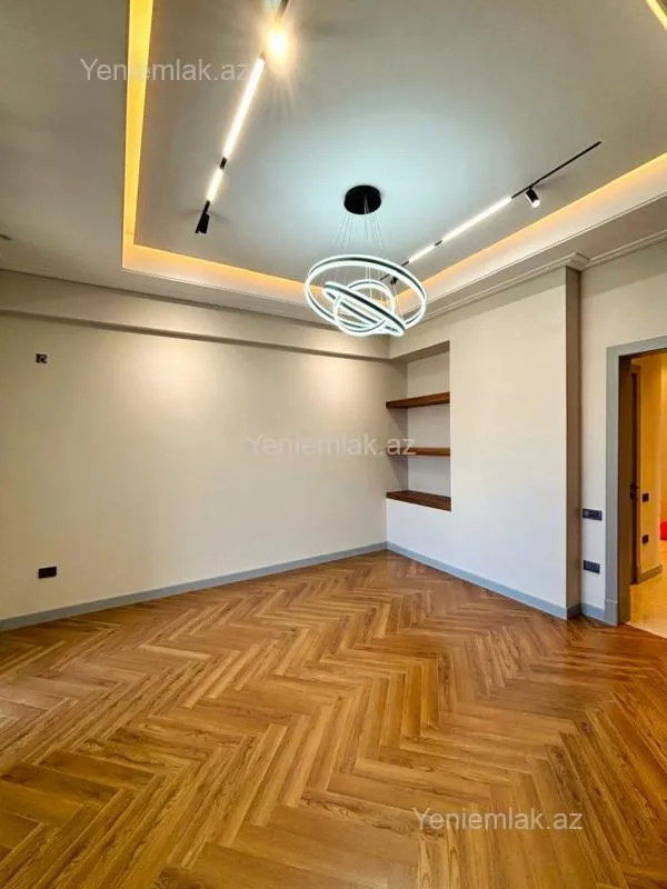 Satılır 3 otaqlı yeni tikili 86 m²