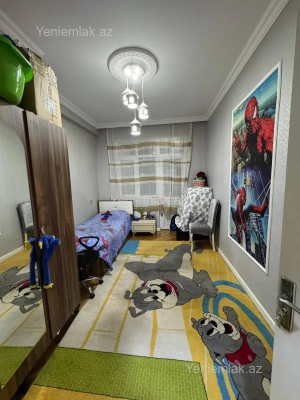 Satılır 3 otaqlı yeni tikili 70 m²