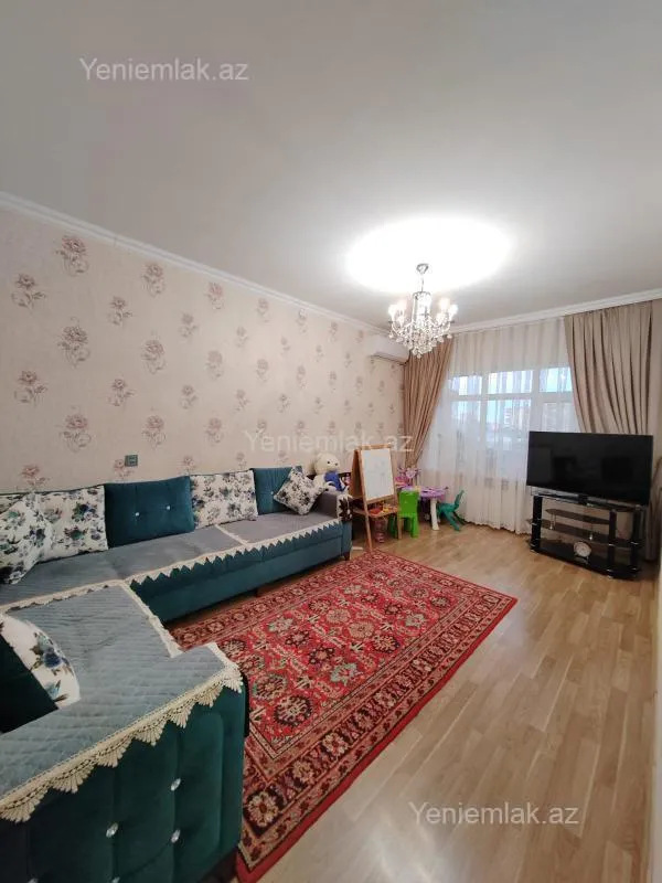 Satılır 2 otaqlı köhnə tikili 65 m²