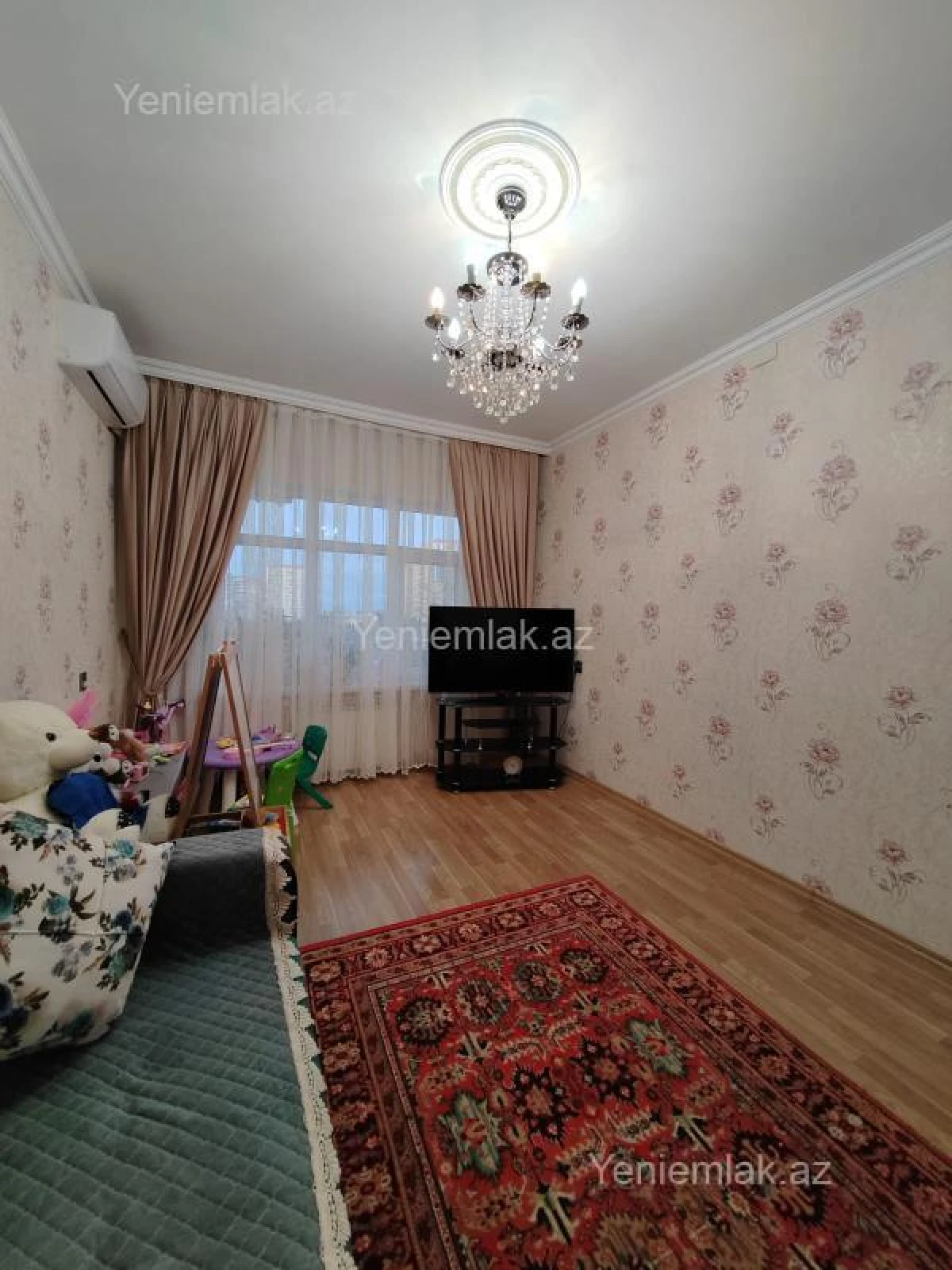 Satılır 2 otaqlı köhnə tikili 65 m²
