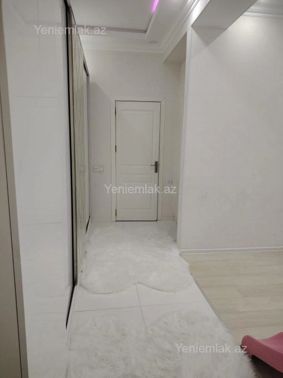 Satılır 2 otaqlı yeni tikili 55 m²