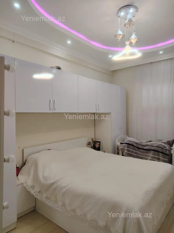 Satılır 2 otaqlı yeni tikili 55 m²