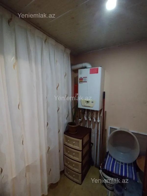 Satılır 2 otaqlı köhnə tikili 51 m²