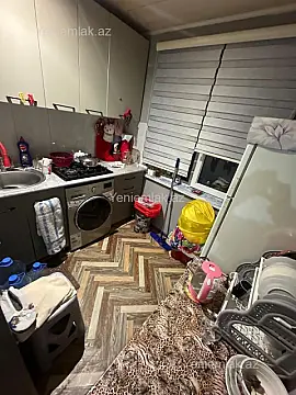 Satılır 2 otaqlı köhnə tikili 55 m²