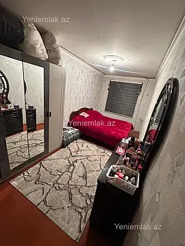 Satılır 2 otaqlı köhnə tikili 55 m²