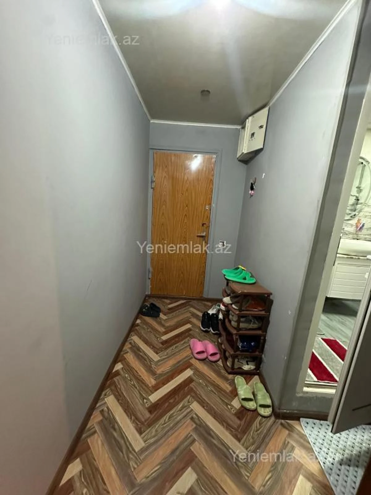 Satılır 2 otaqlı köhnə tikili 55 m²