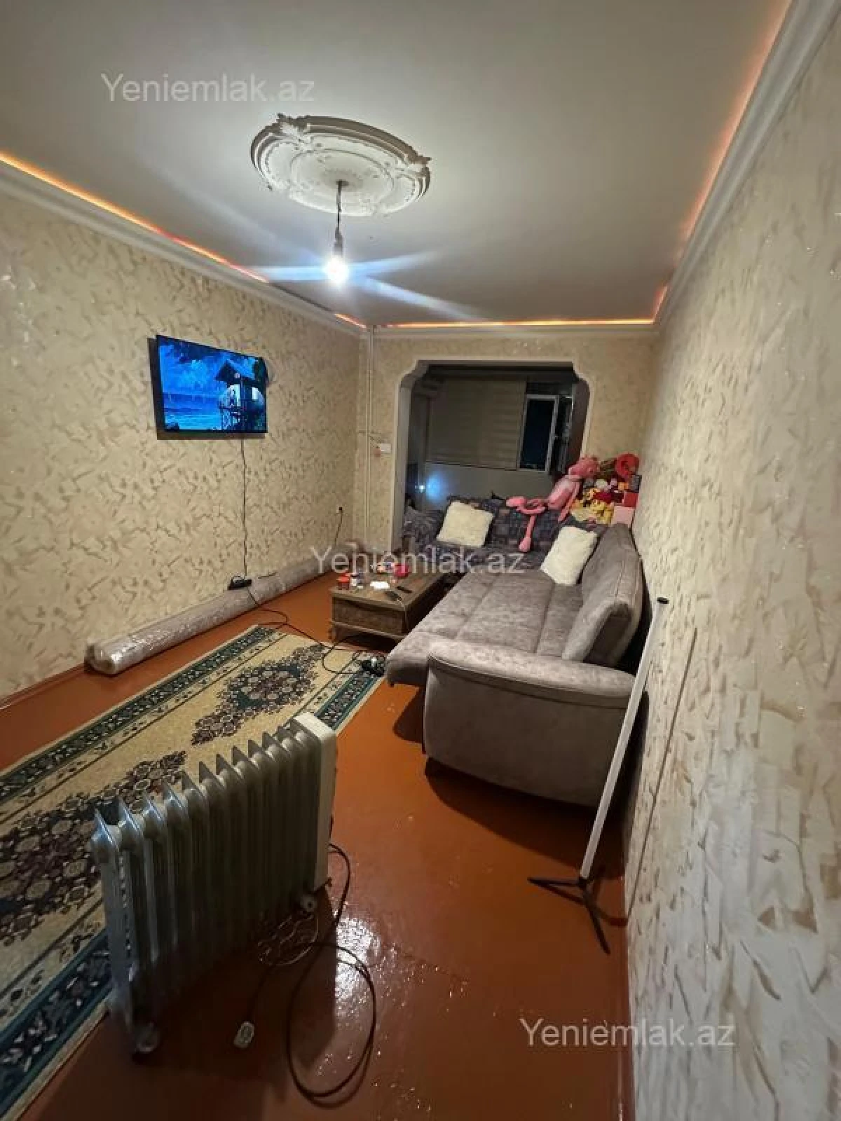 Satılır 2 otaqlı köhnə tikili 55 m²