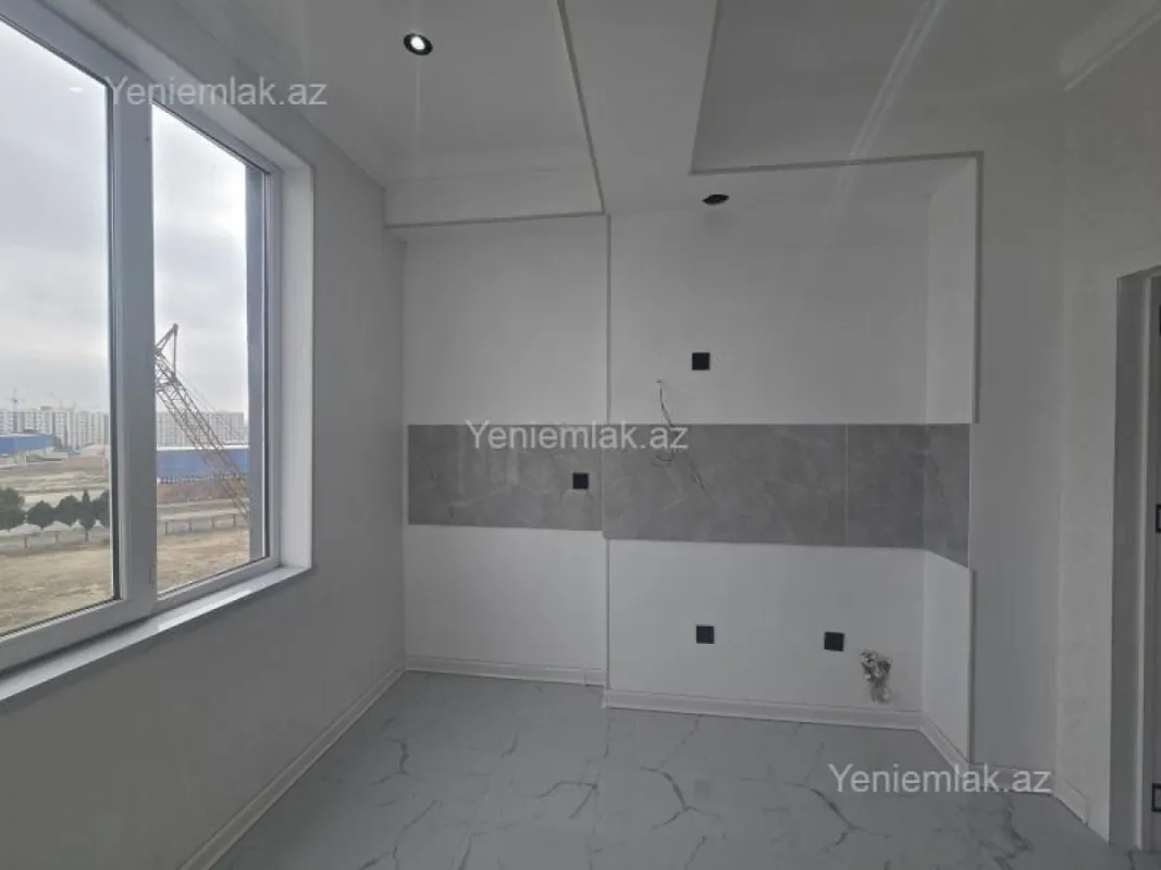 Satılır 3 otaqlı yeni tikili 85 m²