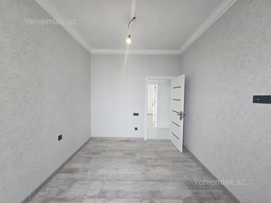 Satılır 3 otaqlı yeni tikili 85 m²