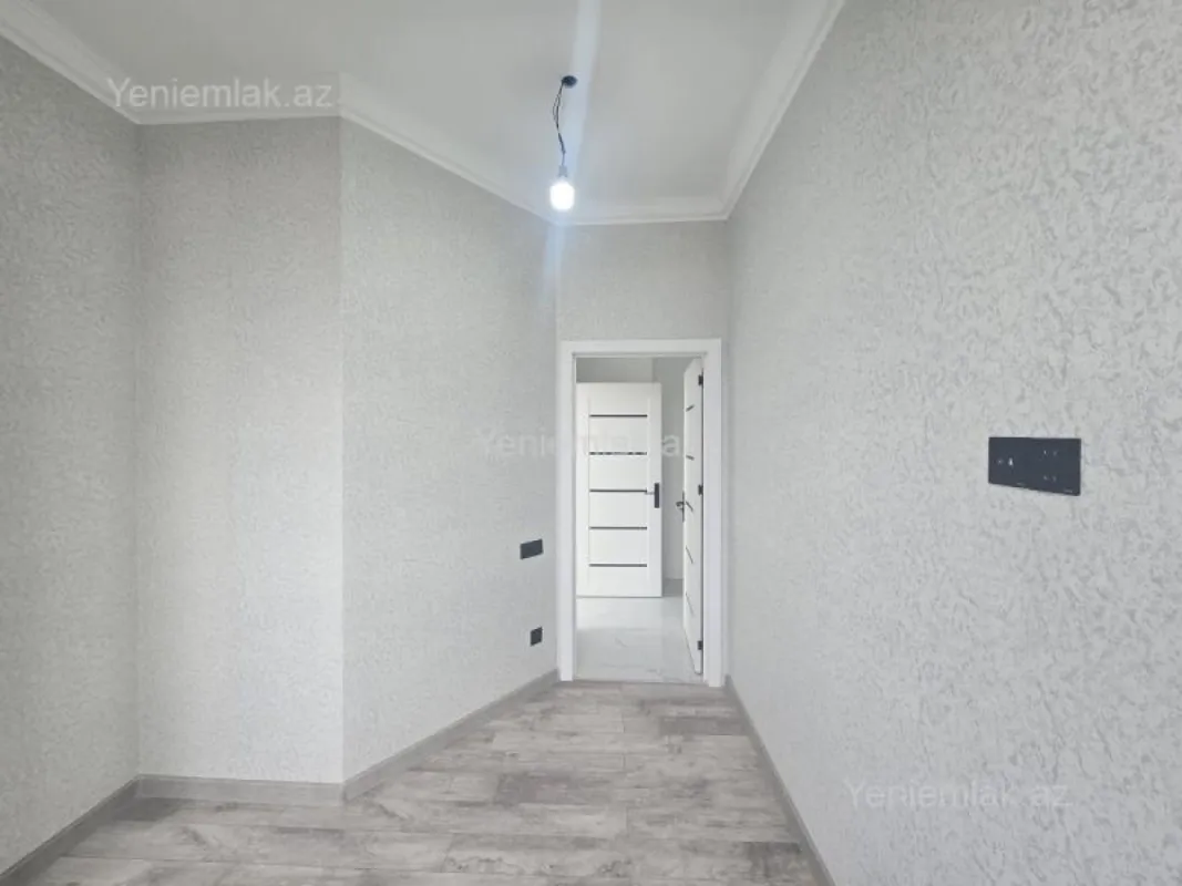 Satılır 3 otaqlı yeni tikili 85 m²